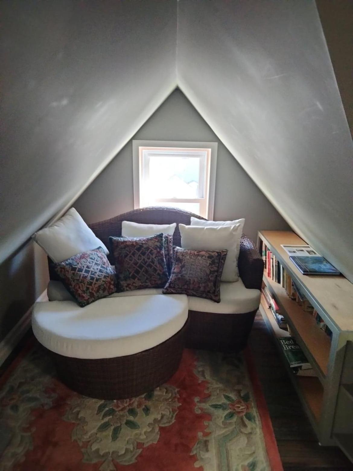 Bondy House Bed & Breakfast Amherstburg Екстериор снимка